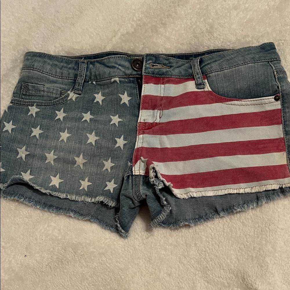 Rue21 Blue and Red American Flag Jean Shorts